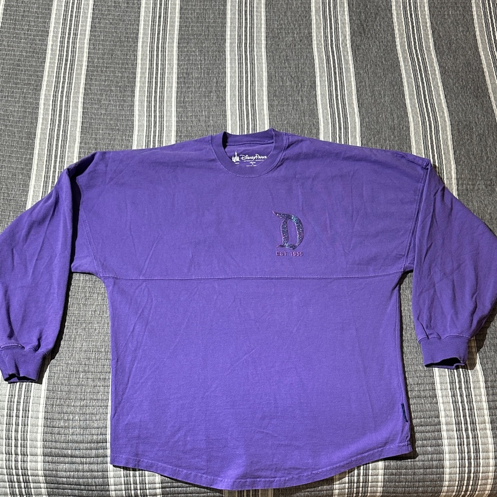 Disneyland Long Sleeve Shirt size XS